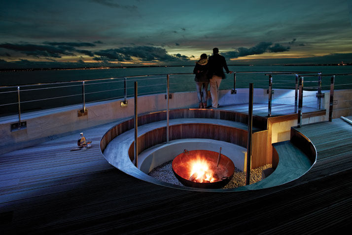 A-Victorian-Coast-Defense-Fort-Is-Transformed-Into-A-Luxury-Hotel-Spitbank-Fort-.jpg