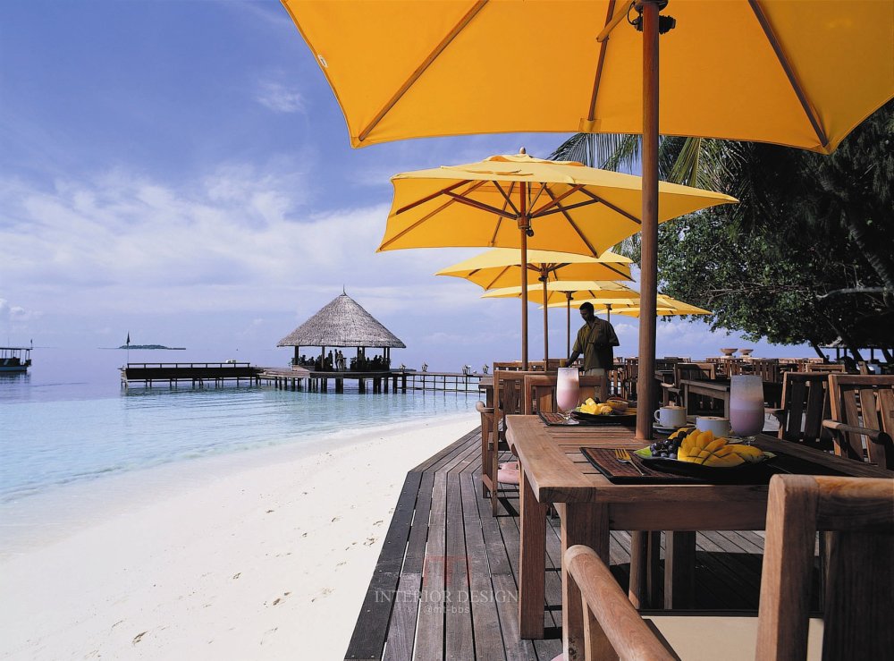 马尔代夫伊瑚鲁悦椿度假村 Angsana Ihuru Maldives(HD版)_27798290-H1-ANMI_Restaurant_Riveli_OutdoorLunchRiveliRest.jpg