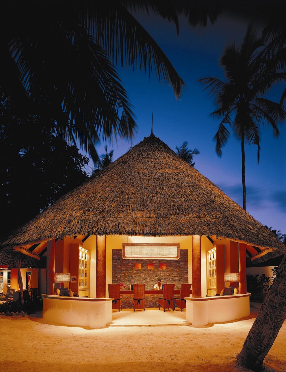 马尔代夫伊瑚鲁悦椿度假村 Angsana Ihuru Maldives(HD版)_27798198-H1-ANMI_LobbyView_ReceptionPavilion_HR.jpg