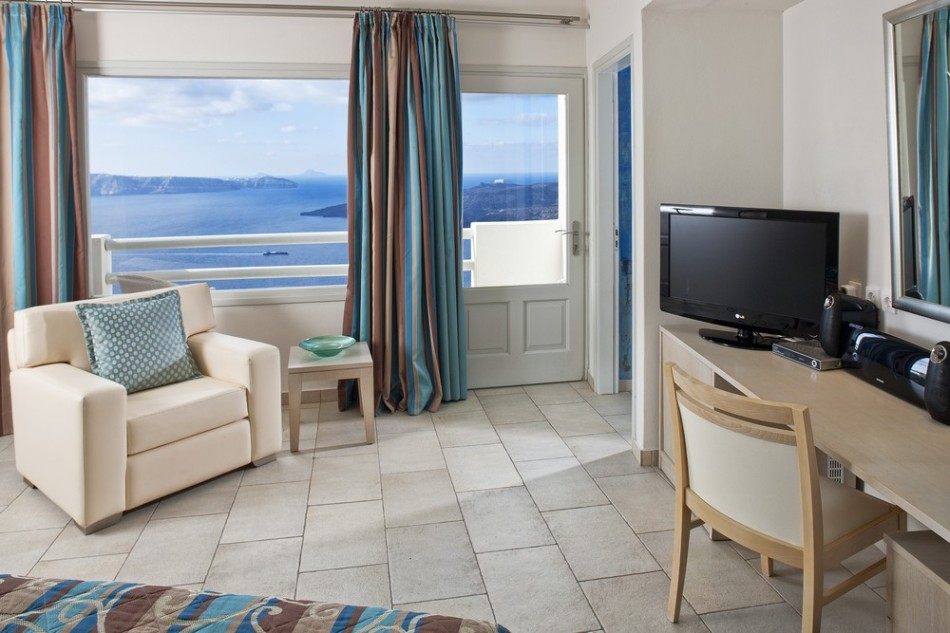 圣托里尼 阿卡维斯塔酒店 Aqua Vista Hotels, Santorini_adamant-suites-9-950x633.jpg