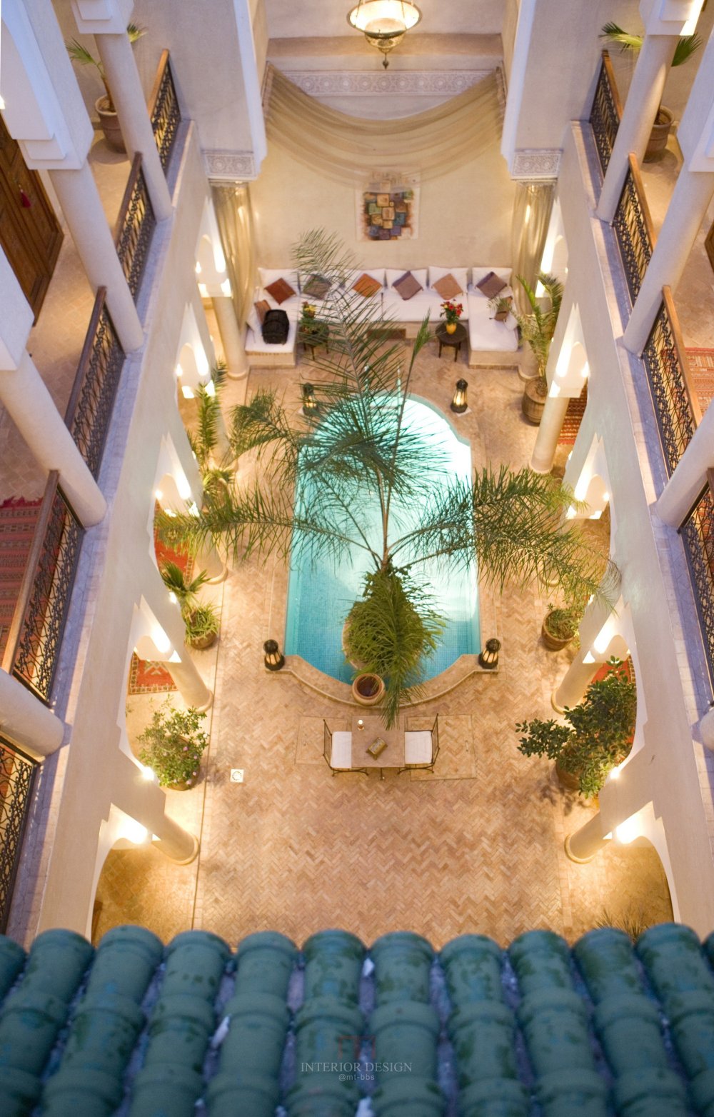 摩洛哥马拉喀什悦椿度假酒店 Angsana Riads Collection Morocco_27797457-H1-ANMK_GuestRoom_RiadLydines_Terrace.jpg