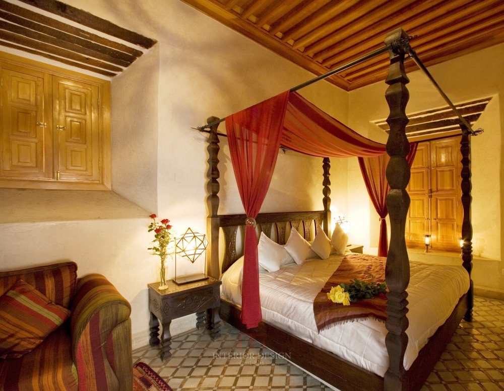 摩洛哥马拉喀什悦椿度假酒店 Angsana Riads Collection Morocco_27797748-H1-ANMK_GuestRoom_RiadSiSaid_Africaine Suite_Bedroom_SS4.jpg