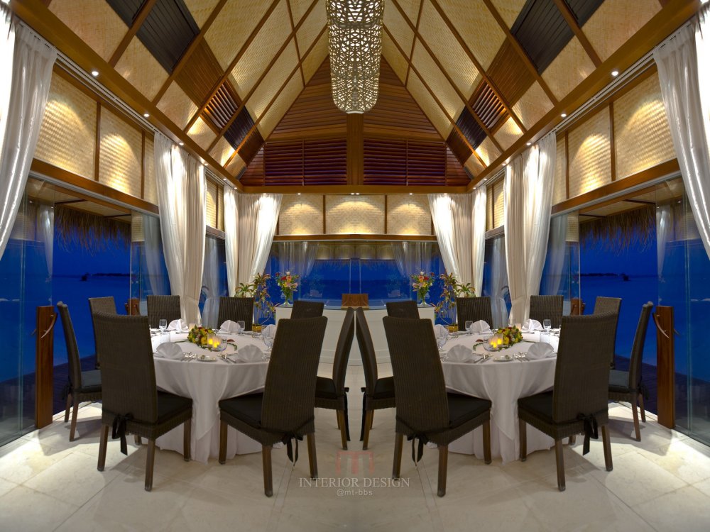 马尔代夫微拉瓦鲁悦椿度假村 Angsana Velavaru Maldives_27798998-H1-ANVE_Misc_Weddings_IrugeDhalha_PavDining1.jpg