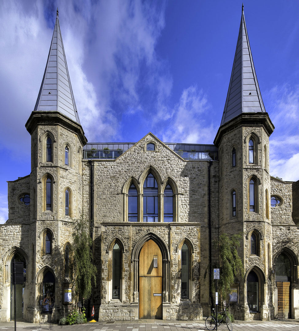 伦敦的诺丁山Westbourne Grove的教堂改造的住宅_Westbourne-Grove-Church-01.jpg
