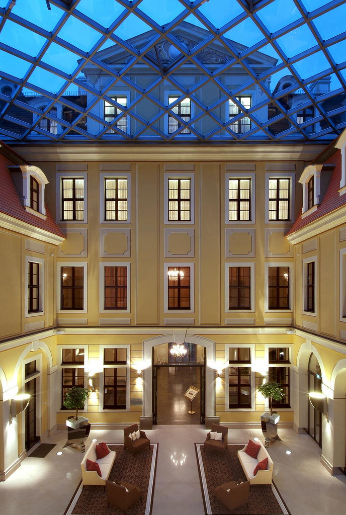 10)The Westin Bellevue, Dresden—Atrium Lounge 拍攝者.jpg