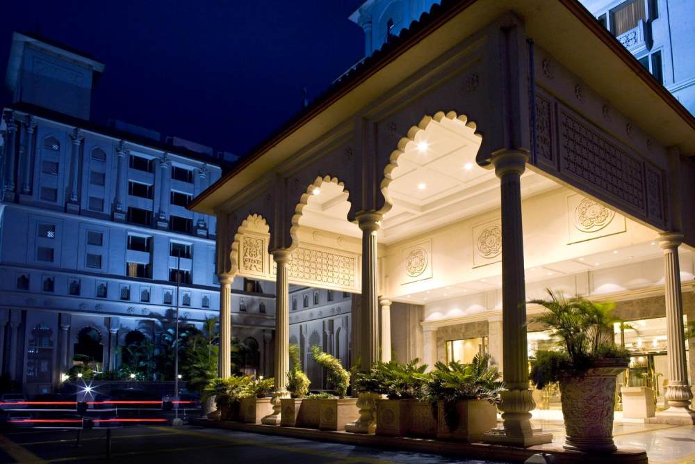 Le Meridien Pune, Pune, India_10)Le Meridien Pune—Hotel  Exterior - Evening 拍攝者.jpg