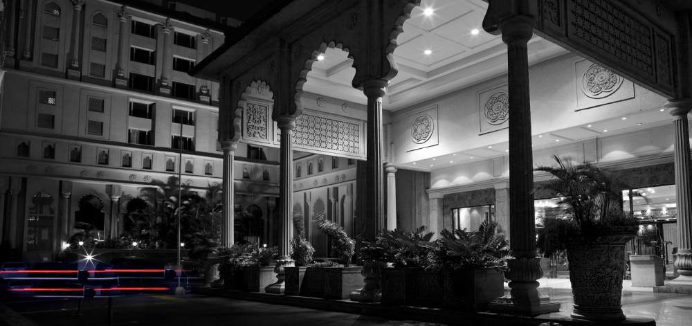 Le Meridien Pune, Pune, India_12)Le Meridien Pune—Front Porch View (Night) 拍攝者.jpg