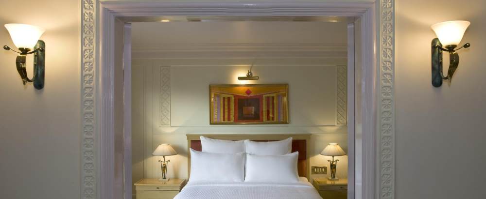 Le Meridien Pune, Pune, India_19)Le Meridien Pune—Royal Club Suite 拍攝者.jpg