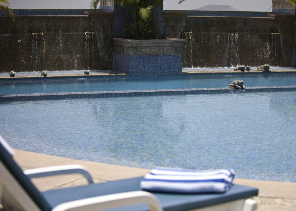 Le Meridien Pune, Pune, India_27)Le Meridien Pune—Rooftop Swimming Pool 拍攝者.jpg