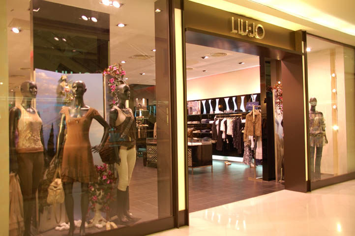 LIU.JO服装装卖店_16733833.jpg