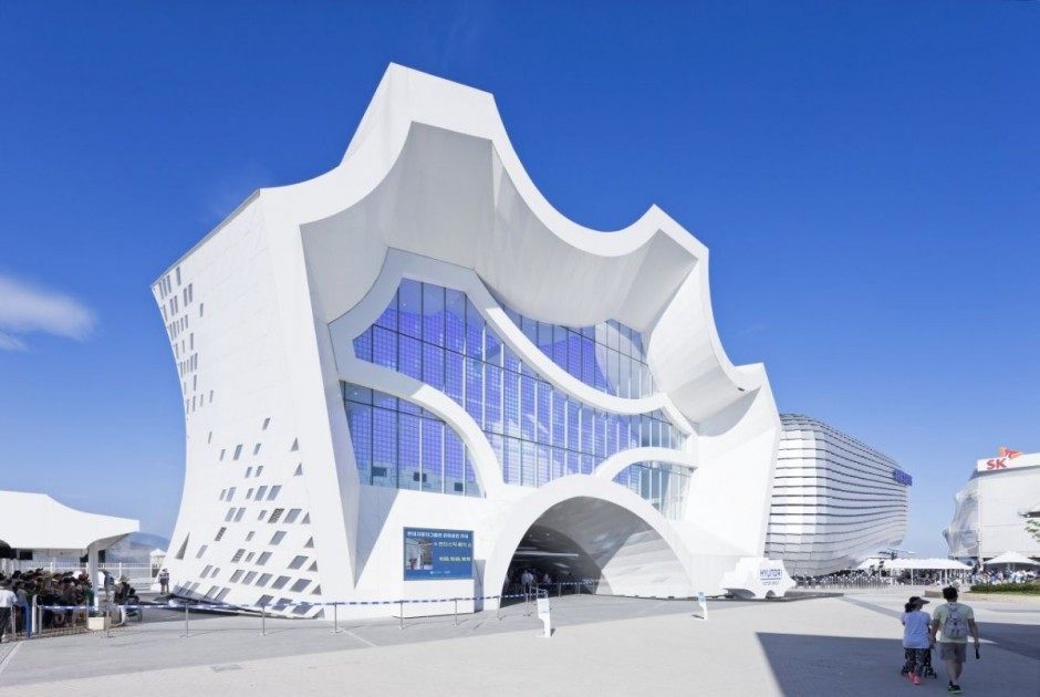 Hyundai Pavilion by Unsangdong Architects(现代汽车展馆）_hy_160813_01-940x630.jpg