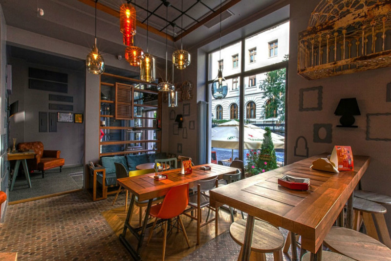 Entourage by Twins Studio_psb (3).jpg