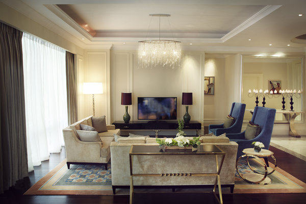 麦卡蒂莱佛士酒店 (Raffles Makati Hotel)_Low_RMN_52570887_Presidential_Suite_Living_Room.jpg