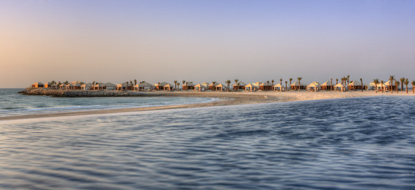 阿联酋哈伊马角海滩悦榕庄 Banyan Tree Ras Al Khaimah Beach(HD版)_Low_BTAEBC_48936117_BTAEAW_33557971_Beach_Villas_-_Exterior_View.jpg