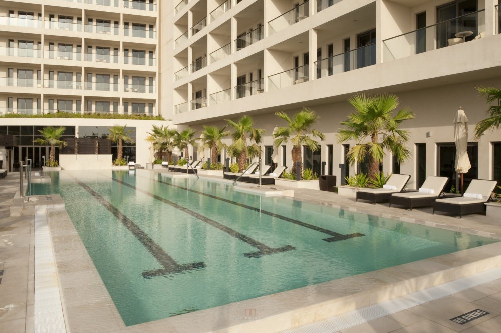 阿布扎比亚斯岛Staybridge套房酒店 Staybridge Suites Abu Dhabi Yas_33488526-H1-FEATR_POOL_04.JPG
