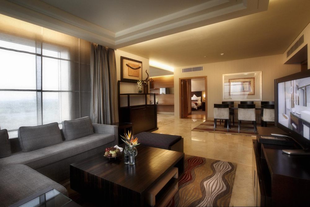 新德里古尔冈皇冠假日酒店 Crowne Plaza Gurgaon_33170422-H1-GROOM_EXCS_05.JPG