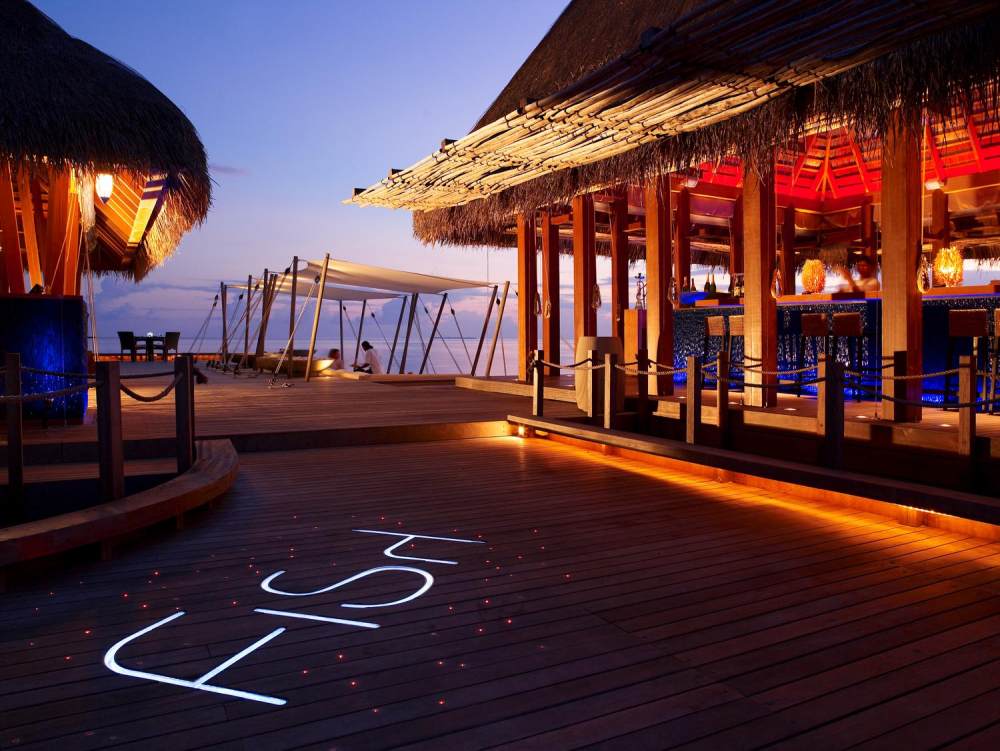 马尔代夫北阿里环礁W水疗度假酒店_43)W Retreat &amp_ Spa - Maldives—FISH exterior 拍攝者.jpg