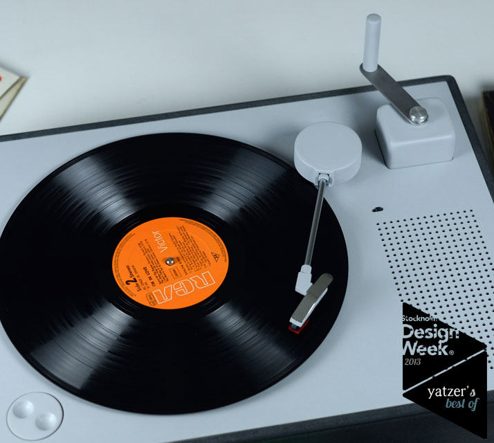 2013斯德哥尔摩设计周的亮点（黑色标签非水印）_Turntable01是一款低电压唱机听音乐完全自主作为'从线性到环状课程，其中包括15名学生从隆德大学工业设计协 ...