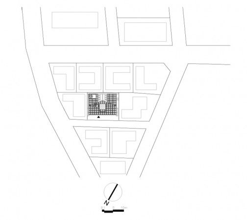 Jo Rin Hun韩国空间丰富、明亮通透的多层住宅_1264519816-site-plan-504x450.jpg