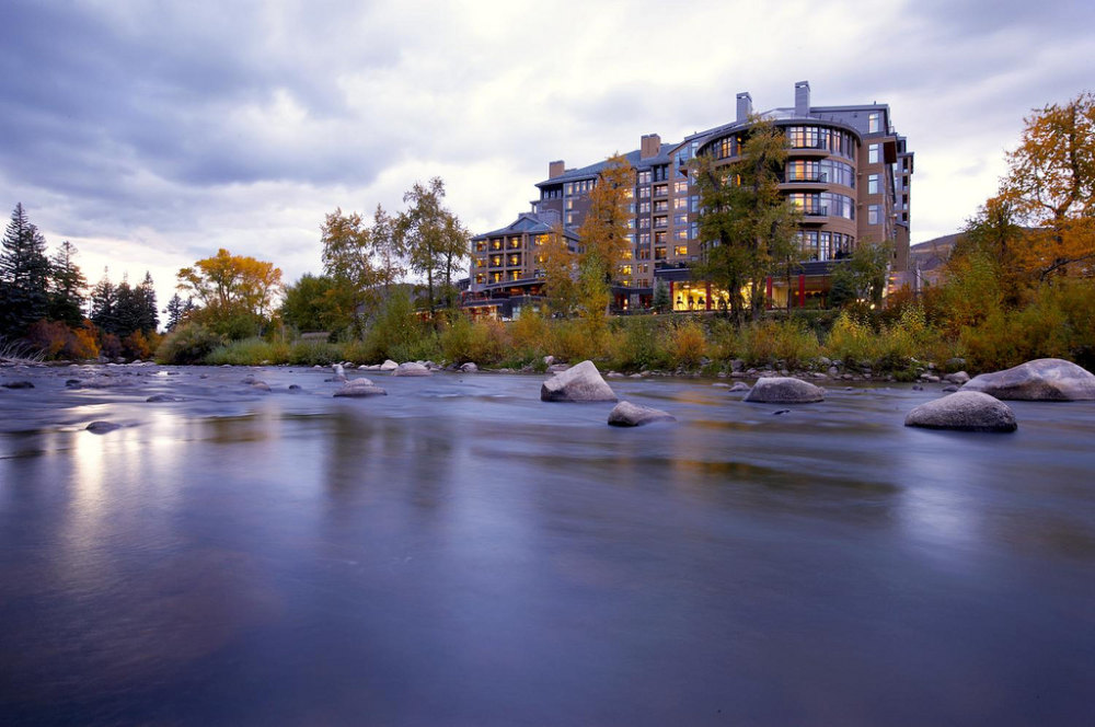 15)The Westin Riverfront Resort &amp_ Spa, Avon—Hotel at Twilight from the Eagl.jpg