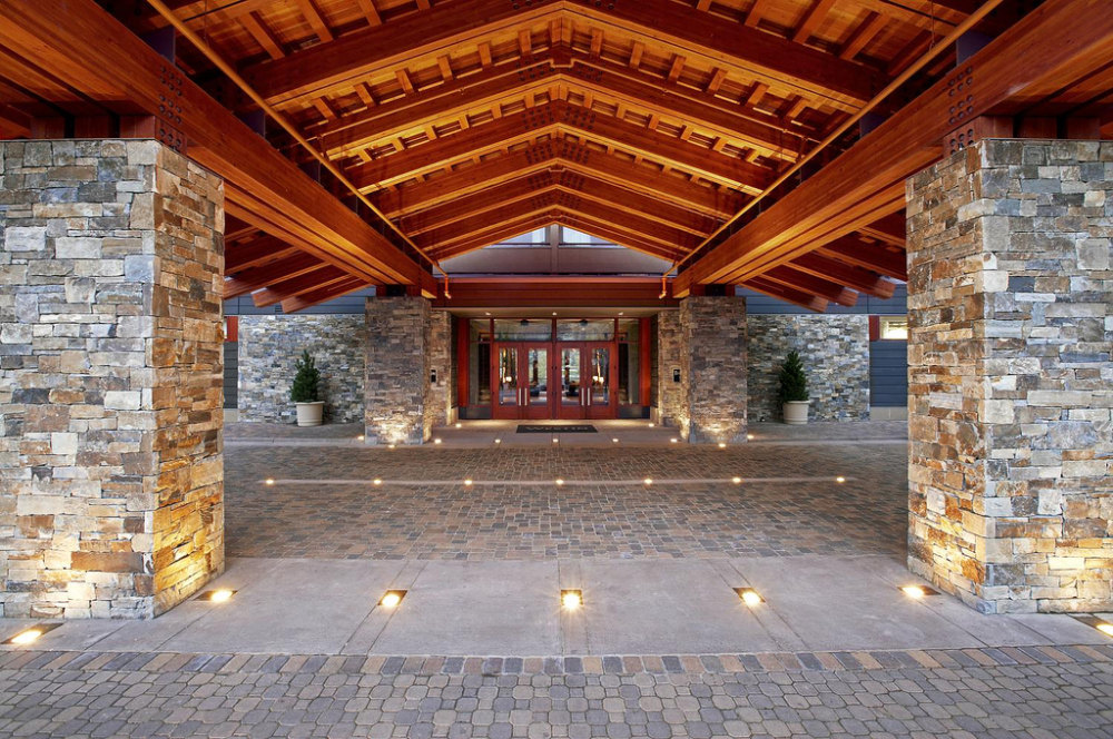 19)The Westin Riverfront Resort &amp_ Spa, Avon—Port Cochere 拍攝者.jpg