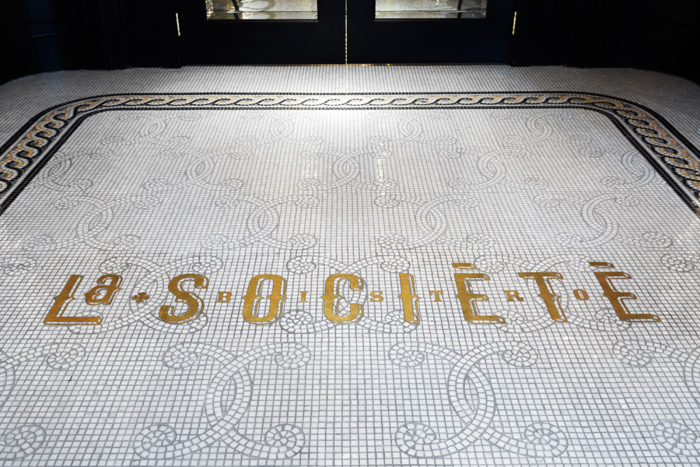 La Société_lasociete-01.jpg