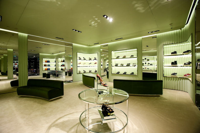 prada-opens-its-first-store-in-nanning-china-designboom-04.jpg