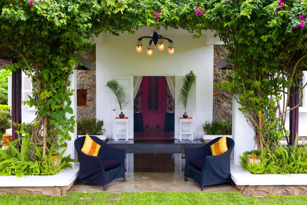老挝桑维纳方姆酒店 Maison Souvannaphoum Hotel_27800164-H1-CAMS_ExteriorView_Entrance.jpg