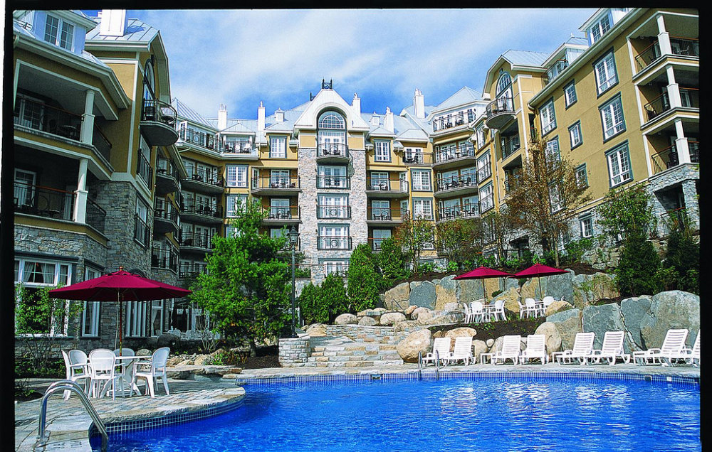 1)Le Westin Resort &amp_ Spa, Tremblant, Quebec—Exterior 拍攝者.jpg