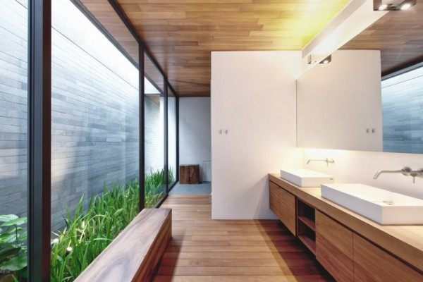 wall-house-master-bathroom-1-600x400.jpg