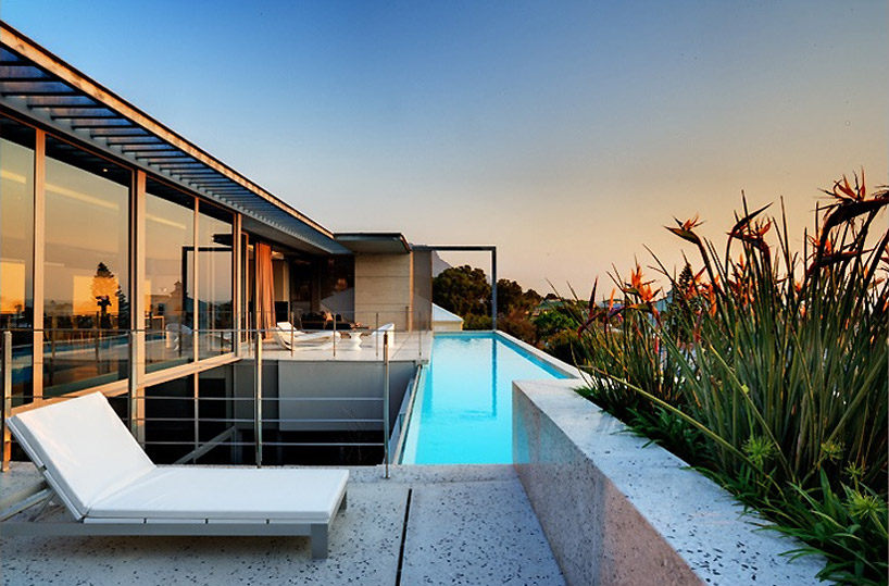 【混凝土楼】Amazing VK1 House by Greg Wright Architects Article Swimmin..._pict-of-captivating-interior-home-improvement-vk1-house-11-2.jpg