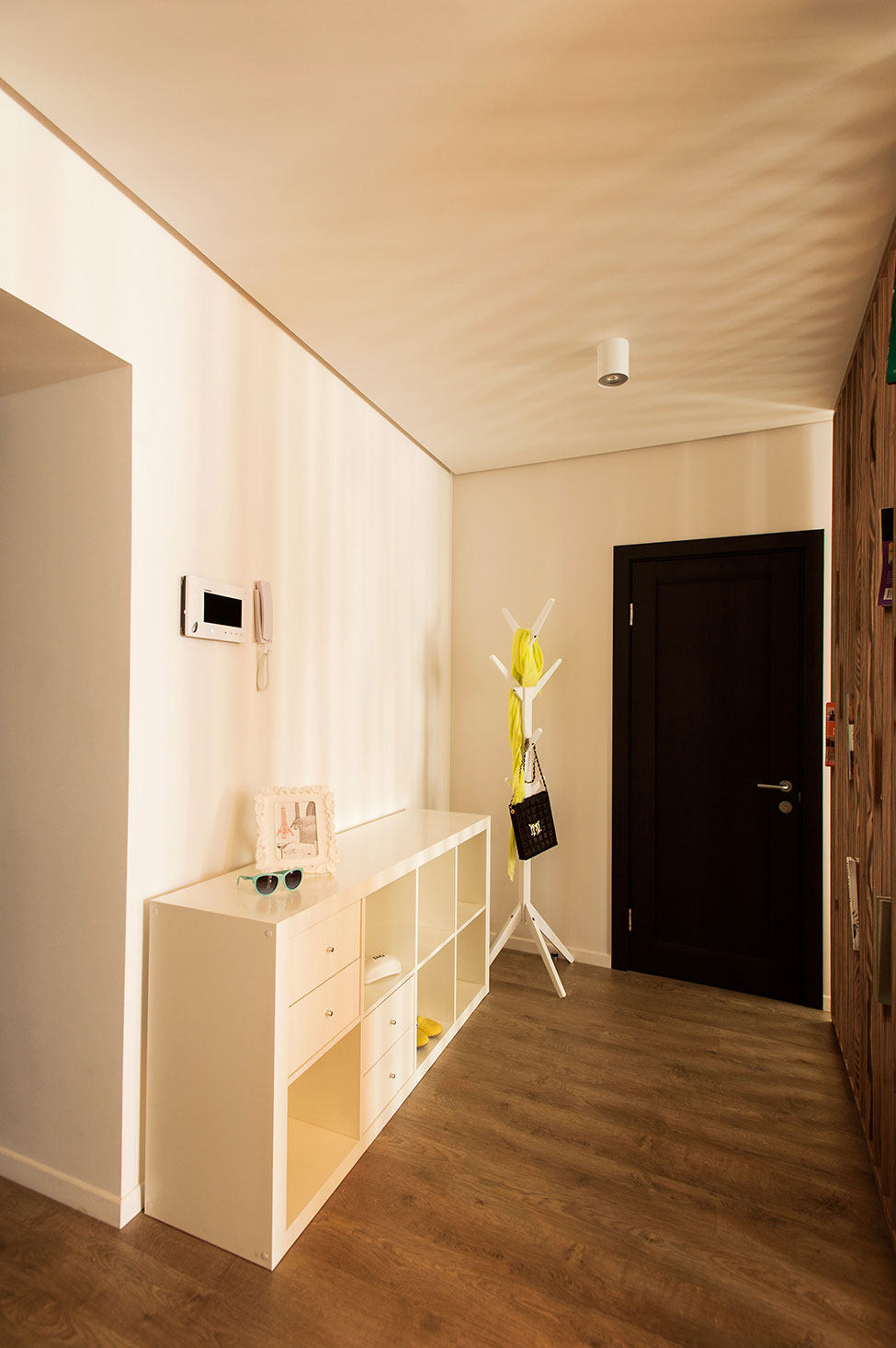 乌克兰敖德萨Cozy Studio现代公寓_Cozy-Studio-Apartment-in-Odessa-01.jpg