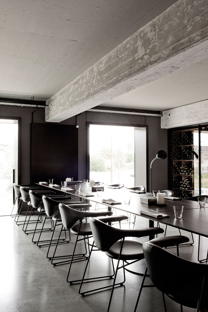 A Former Shipyard Building Is Transformed Into The AMASS Restaurant In Copenh..._8.jpg