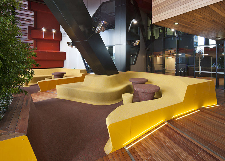 dezeen_RMIT-Swanston-Academic-Building-by-Lyons_ss_8.jpg