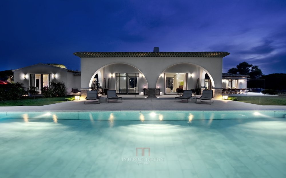 St.Tropez的豪华别墅，半岛_arched-pool-house-at-night.jpg