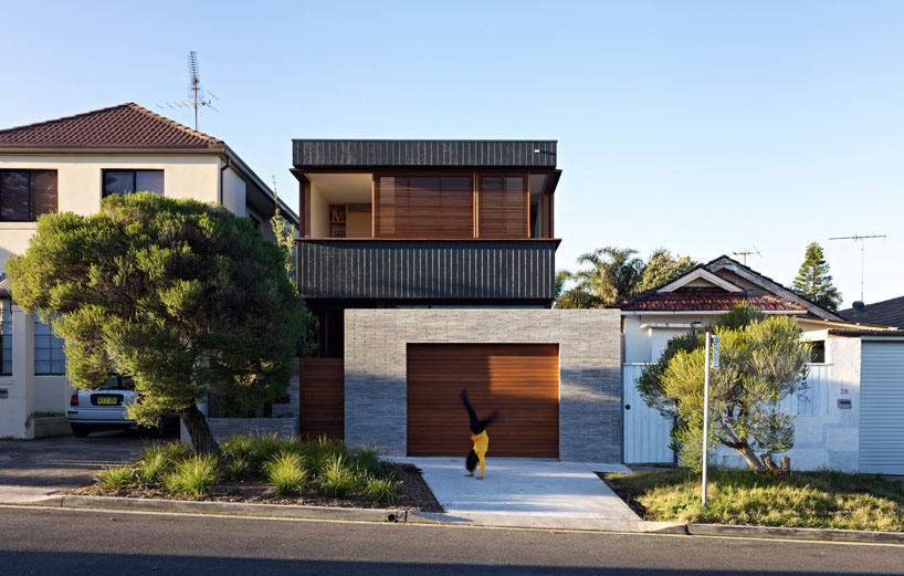 ABA：邦迪海滩住宅_ABA-beach-house-bondi-designboom01.jpg