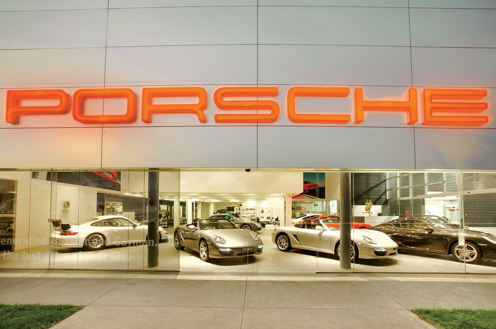 Porsche-Centre-Brighton_4.jpg