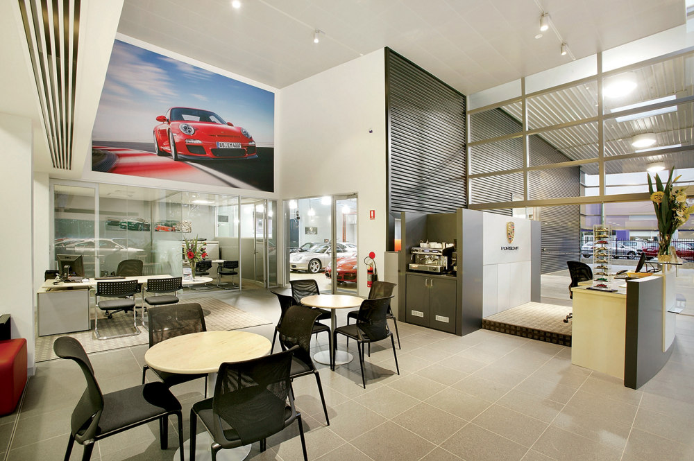 Porsche-Centre-Brighton_8.jpg