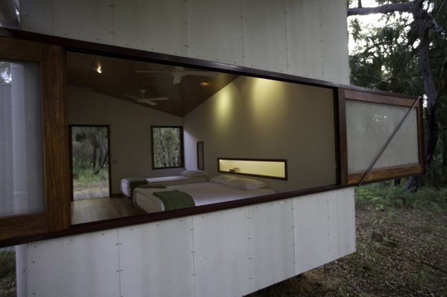 Drew House / Simon Laws_142025rcrczkx8tbby2t1b.jpg