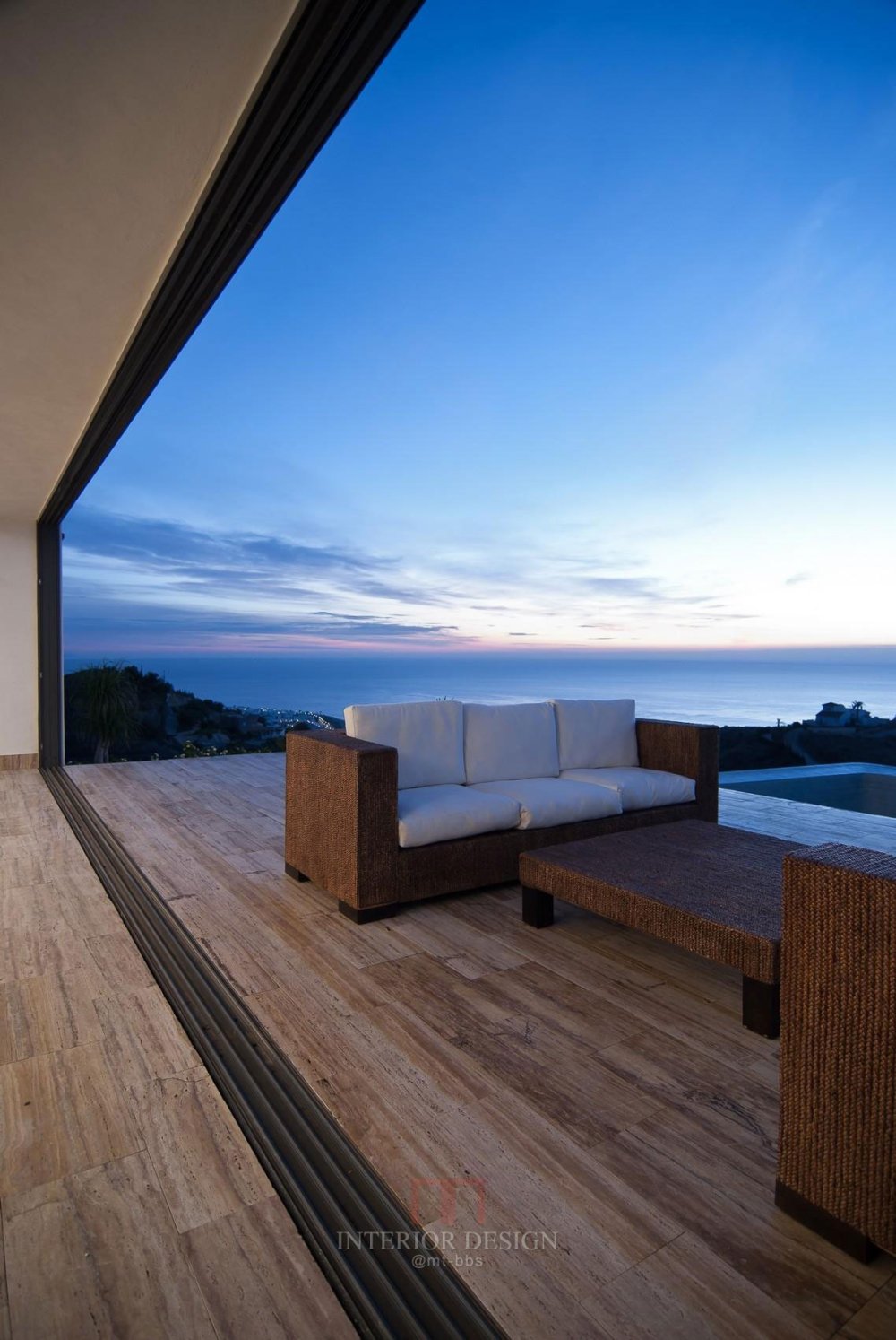 西班牙阿尔梅利亚莫哈卡尔山丘上的海景住宅_AA-House-44.jpg