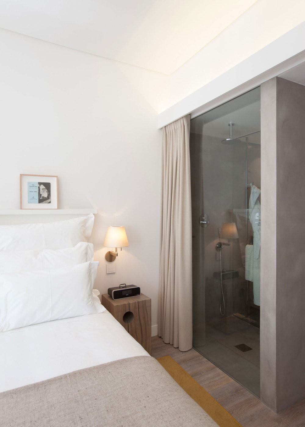 葡萄牙里斯本阿法玛-The Memmo Alfama_Shower-Room-Glass-Door-Boutique-Hotel-Alfama-Lisbon.jpg