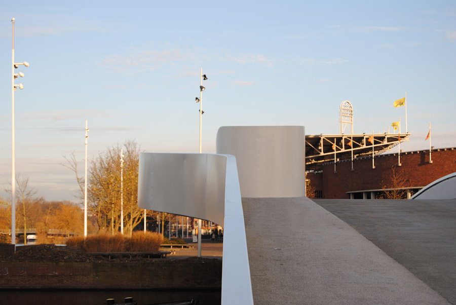 Olympic Stadium Amsterdam  René van Zuuk Architects荷兰人行桥__c_1SjNfyFCzo4kaYn2jHdTLL-NpcMpGd7cRm7q9aRWphM5uG1KYFm3V6ZOuGQ49aRRXjwm3xjSTnUlW.jpg