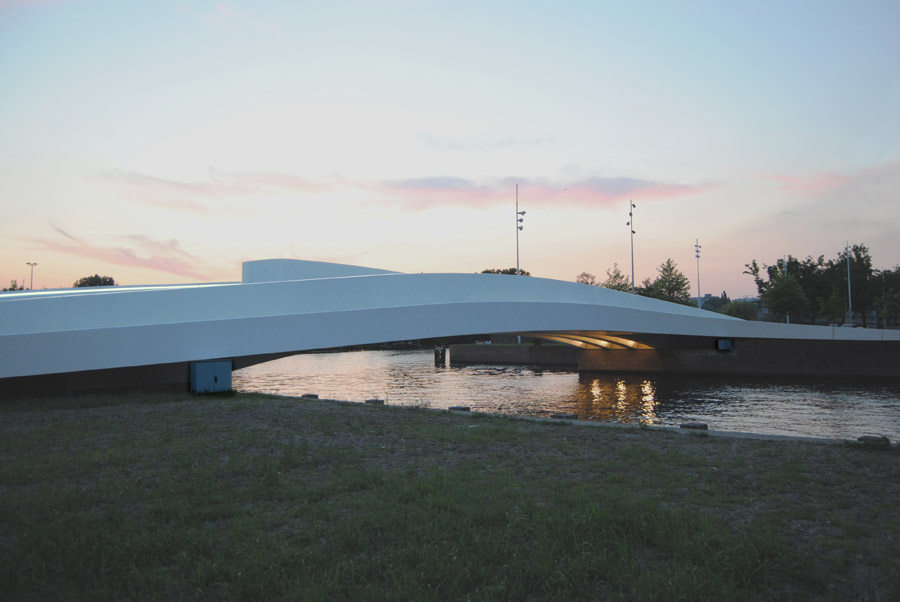 Olympic Stadium Amsterdam  René van Zuuk Architects荷兰人行桥__c_4wCkAOQRXp6T5c_dvgeYm_bd3FVh95hXLTKubHVMfzl2frrxA_Kd7KiCzvtRcsvK8ny1qqGAdRY7i.jpg