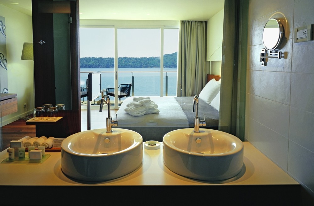克羅埃西亞杜布若维尼克别墅酒店 Villa Dubrovnik_43534265-H1-Deluxe_Bathroom.jpg