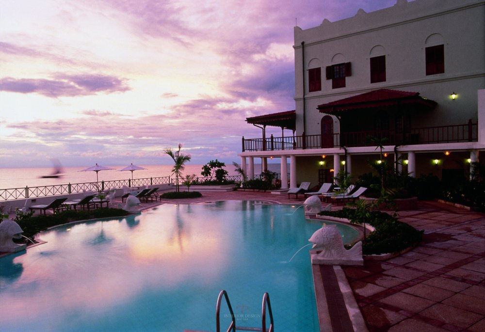 桑吉巴尔岛瑟瑞娜度假酒店 Zanzibar Serena Inn_26170331-H1-Zanzibar Serena Inn Poolside at Sunset.jpg