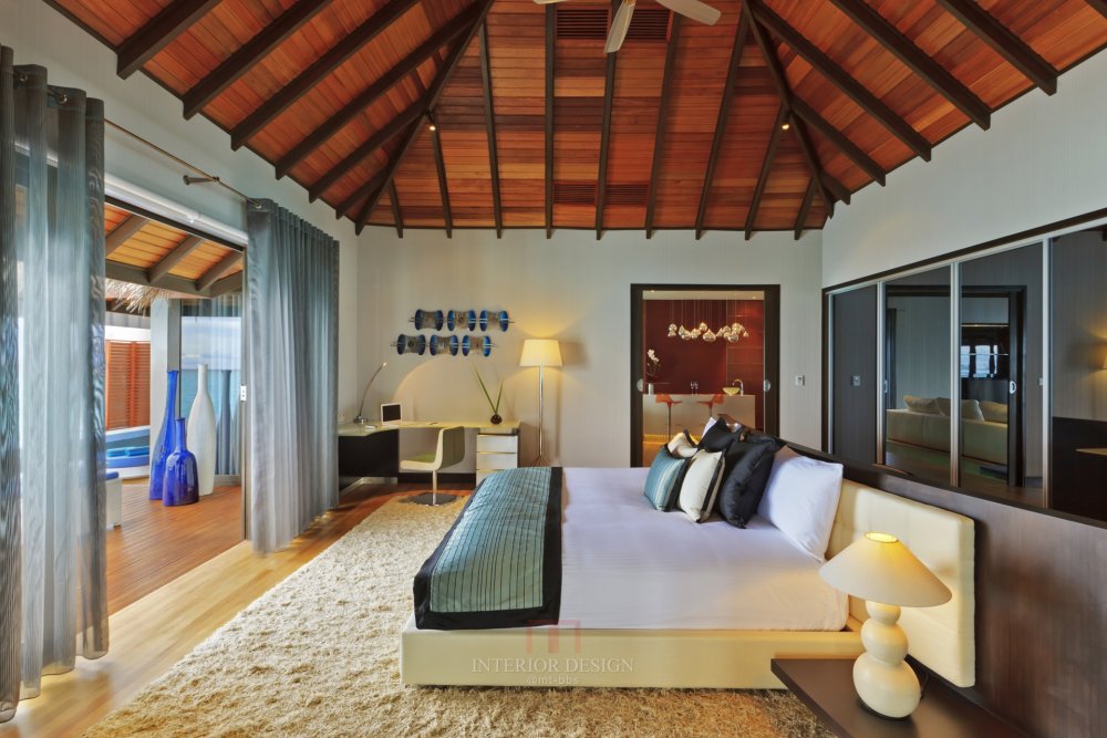 马尔代夫维拉沙鲁岛度假村 Velassaru Maldives_38738829-H1-Water_Suite_Room.jpg