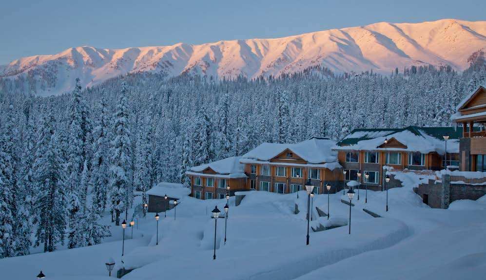 开伯尔喜马拉雅温泉度假村 Khyber-Himalayan-Resort-n-Spa_SUNRISE OVER THE AFFARWAT PEAKS(1).jpg