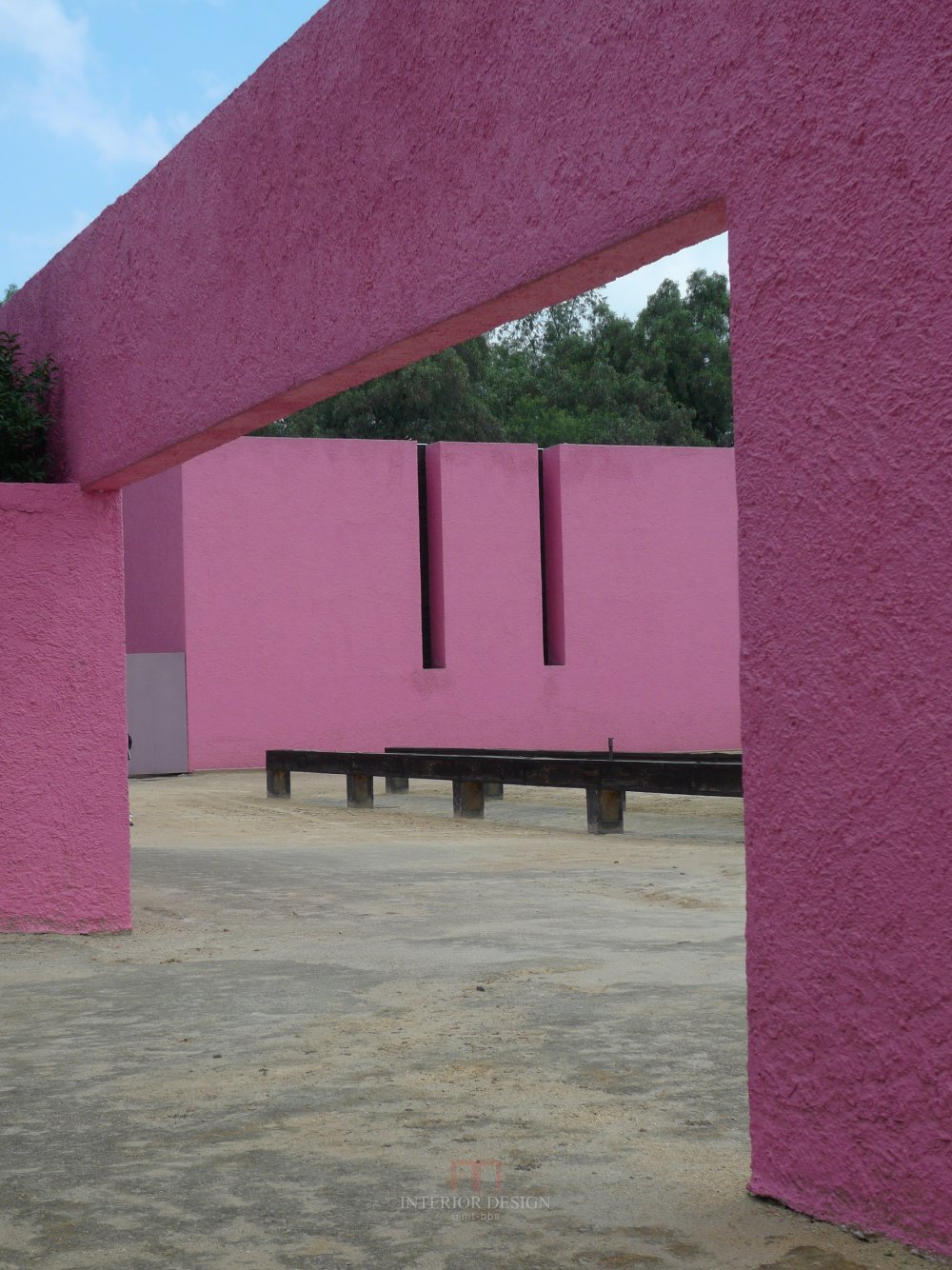 建筑师巴拉甘（Luis Barragán)作品高清自拍1－马厩_L1090399_缩小大小.JPG