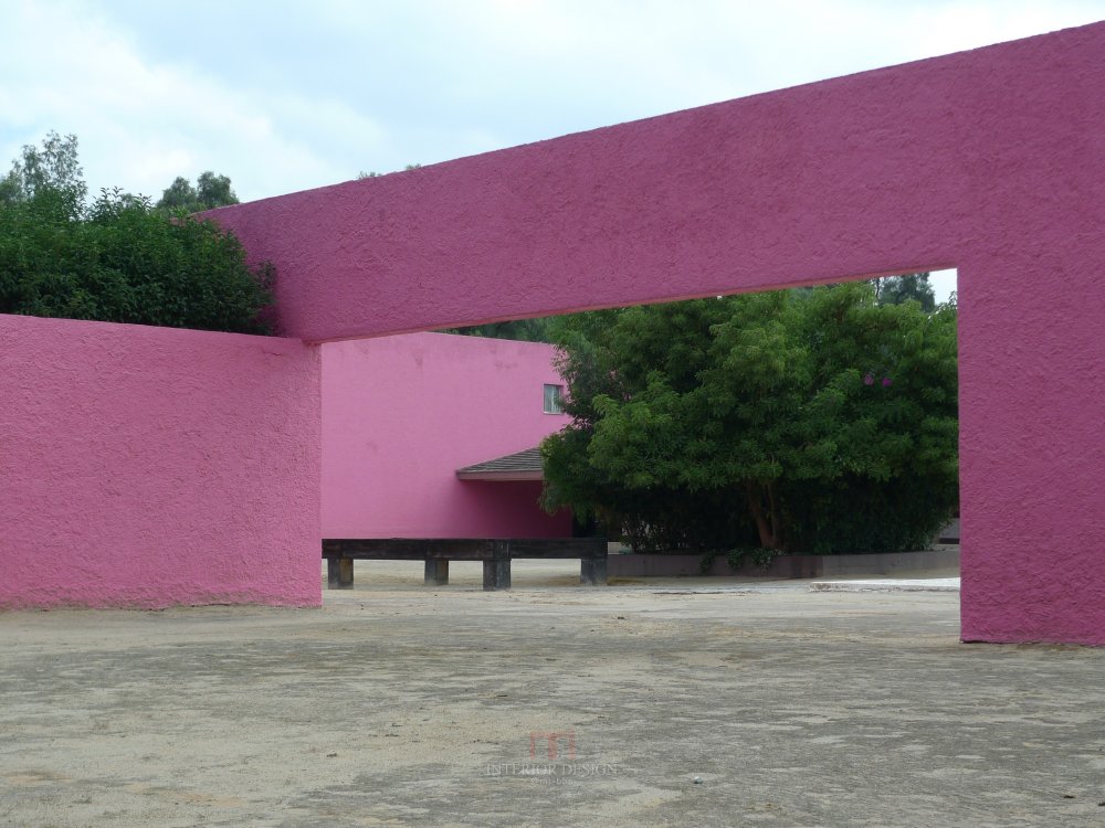 建筑师巴拉甘（Luis Barragán)作品高清自拍1－马厩_L1090392_缩小大小.JPG