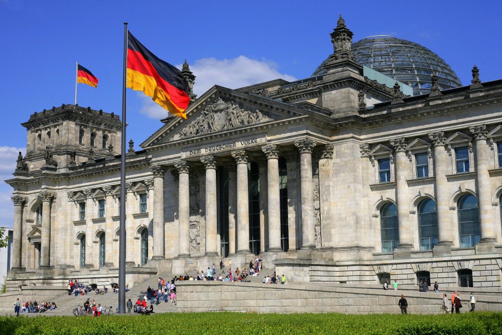 欧式建筑整理_Berlin_reichstag_CP.jpg